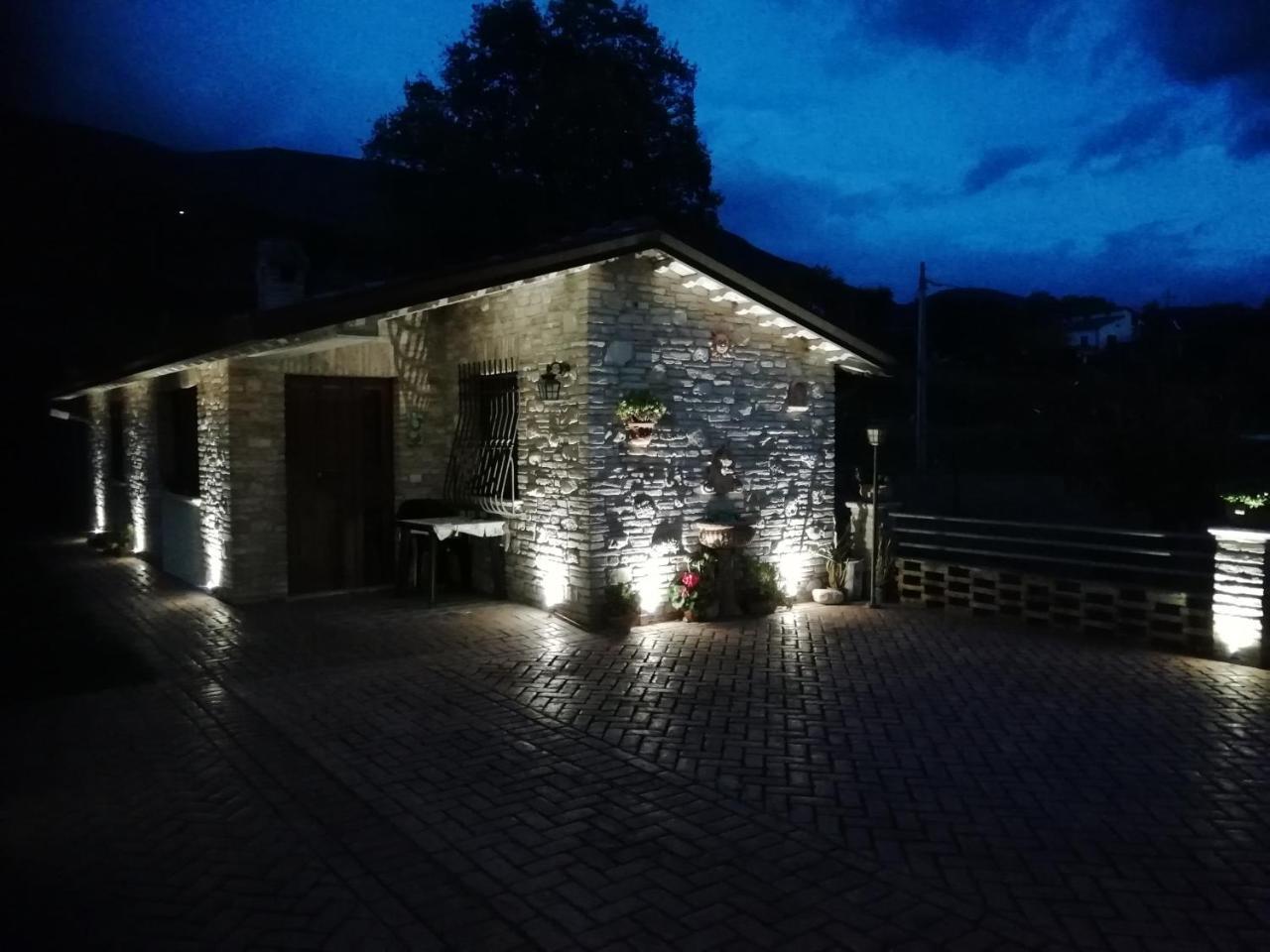 La Sorgente Del Subasio Assisi Apartment ภายนอก รูปภาพ
